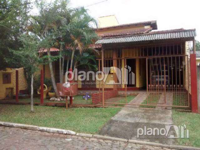 Casa à venda, com 240m², 4 quartos 1 suíte - Cruzeiro - Gravataí / RS por R$ 480.000,00