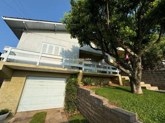 Casa à venda com excelente infraestrutura e localização