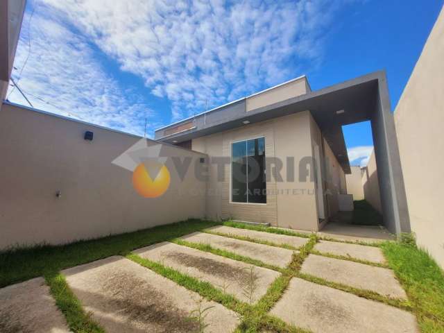 Linda casa nova pronta para morar  no bairro dos golfinhos