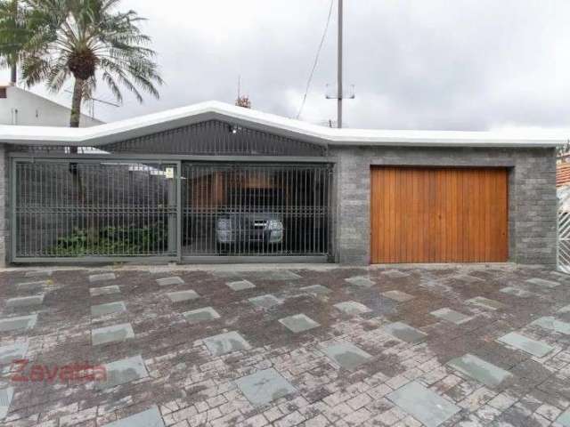 Casa térrea à venda na Vila Maria Alta, com 4 quartos, 1 suíte, 4 vagas de garagem, 300m²