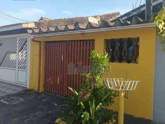 Casa com 2 dormitórios à venda, 125 m² por R$ 300.000,00 - Mirim - Praia Grande/SP