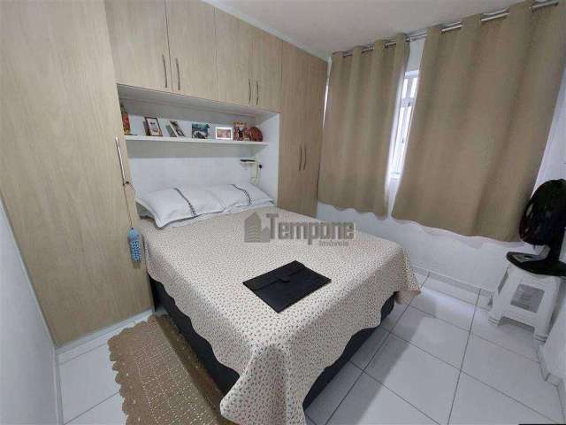 Perfeito, kit com dormitorio com armarios planejados pertinho da praia da aviação na praia grande-sp