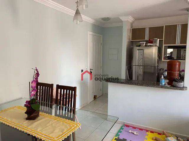 Apartamento com 2 dormitórios à venda, 56 m² por R$ 425.000,00 - Conjunto Residencial Trinta e Um de Março - São José dos Campos/SP