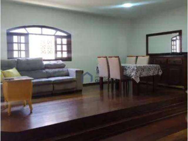 Sobrado com 5 dormitórios à venda, 184 m² por R$ 1.025.000 - Bosque dos Eucaliptos - São José dos Campos/SP