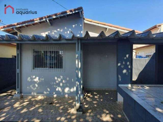 Casa com 3 dormitórios à venda, 110 m² por R$ 500.000,00 - Monte Castelo - São José dos Campos/SP