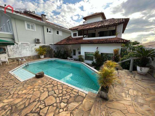 Casa com 5 dormitórios à venda, 440 m² por R$ 3.000.000,00 - Jardim das Colinas - São José dos Campos/SP