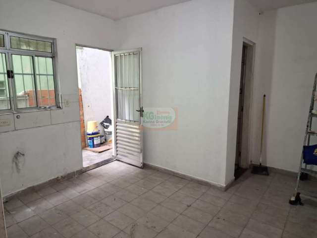 Casa para renda ou moradira | 2 casas | varanda | quintal | salão comercial/vaga - 150 mts - a venda - r$ 280.000,00 - aceita financiamento - jd. santo andré/santo andré/sp.