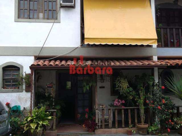 Casa em condomínio fechado com 2 quartos à venda na Estrada Particular, Mata Paca, Niterói, 100 m2 por R$ 450.000