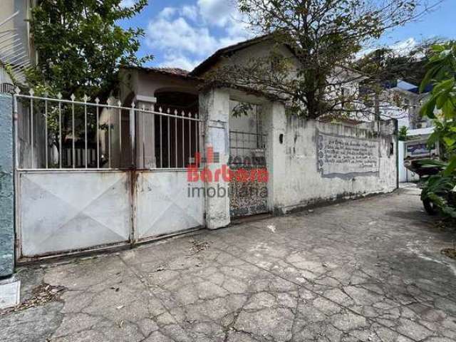 Casa com 3 quartos para alugar na Rua Marquês de Olinda, Centro, Niterói por R$ 3.800