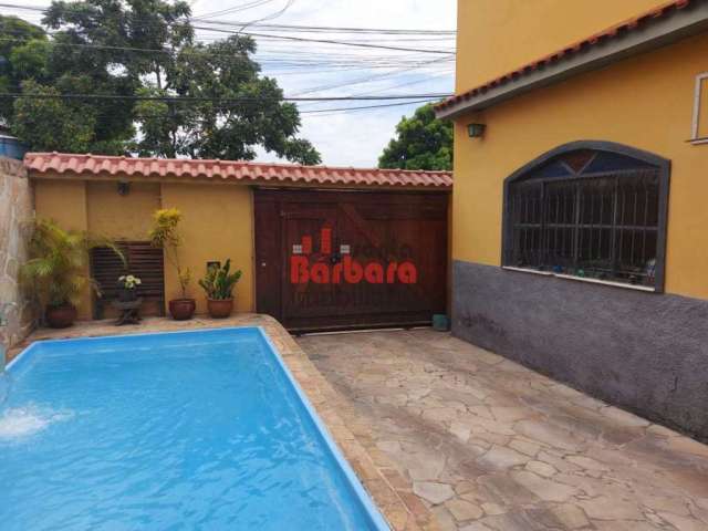 Casa com 6 quartos à venda na Travessa Maria Rita, Porto Novo, São Gonçalo, 100 m2 por R$ 500.000