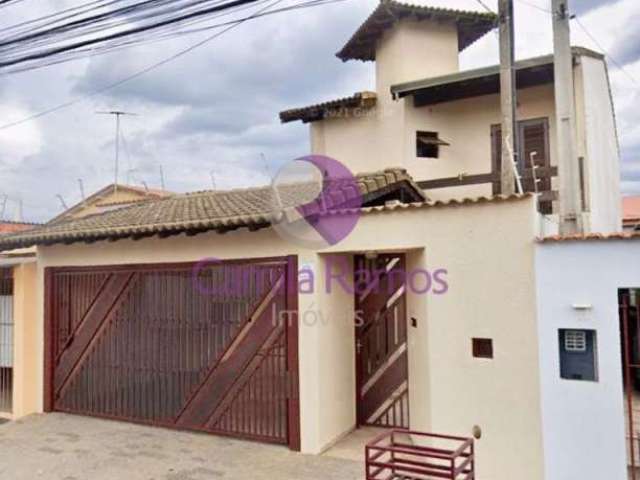 Sobrado com 2 dormitórios à venda, 200 m² por R$ 720.000,00 - Vila Urupês - Suzano/SP