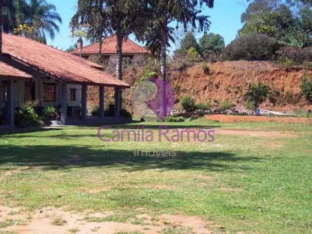 Chácara com 4 dormitórios à venda, 550 m² por R$ 900.000,00 - Ipelândia - Suzano/SP