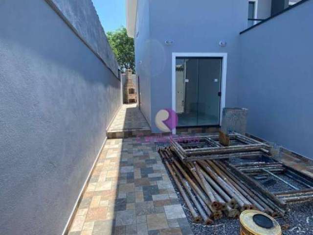 Sobrado com 2 dormitórios à venda, 72 m² por R$ 380.000,00 - Jardim Horto Do Ipê - Itaquaquecetuba/SP