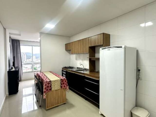 Loft Semi-Mobiliado no Centro de Itajaí