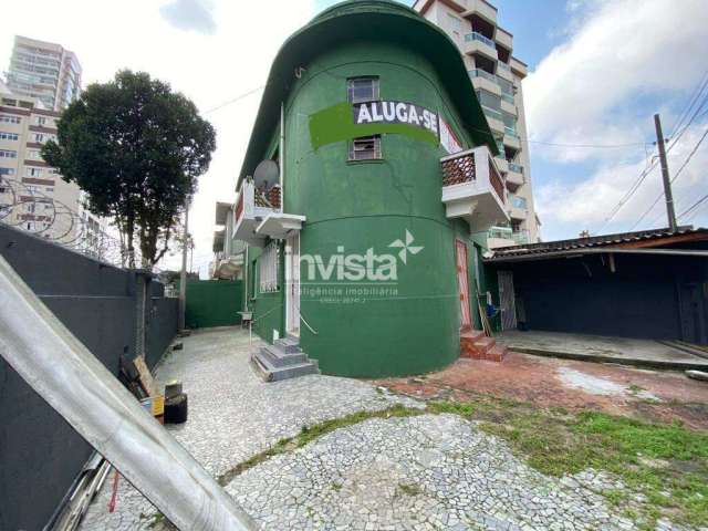 Casa de esquina em avenida movimentada próximo ao Gonzaga