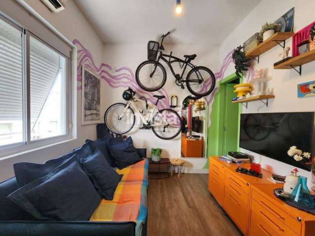 Apartamento à venda no bairro Embaré