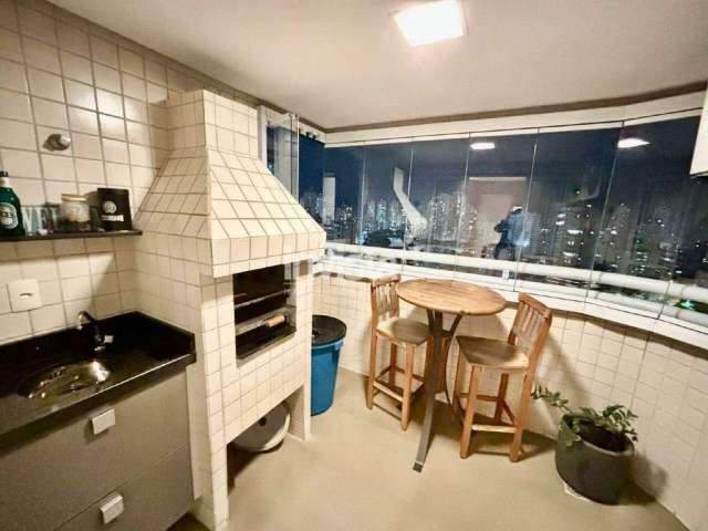 Apartamento à venda no bairro Ponta da Praia