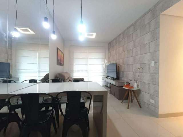 Apartamento 2 Dormitórios MOBILIADO com LAZER para Alugar em excelente localização da Vila Mathias em Santos