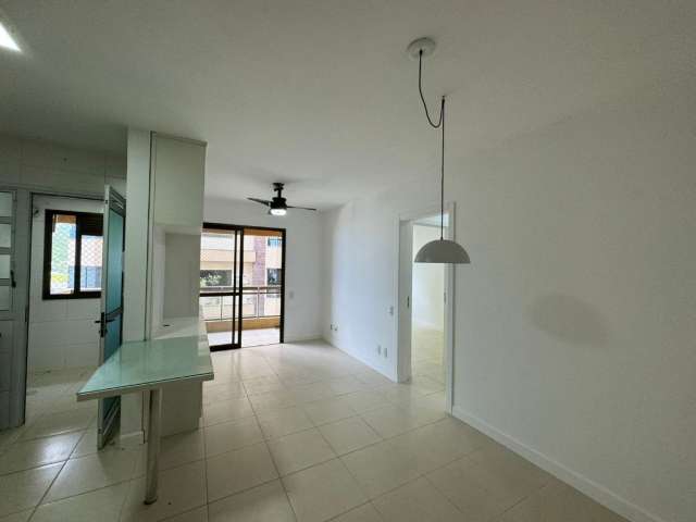 Apartamento á venda de 2 dormitórios vista mar, Bairro Fazenda Itajaí