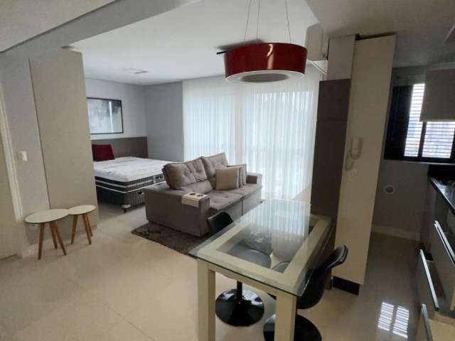 Loft mobiliado, no Centro de Itajaí