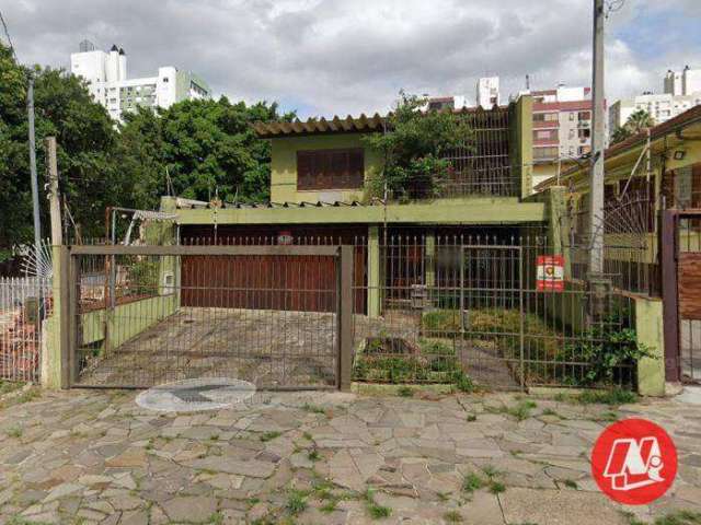 Casa residencial à venda, Santana, Porto Alegre.