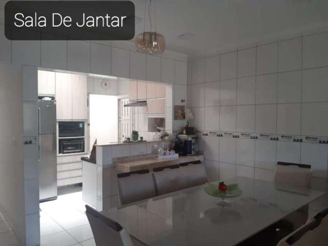 Casa para Venda em Sorocaba, Jardim Nápoli, 3 dormitórios, 1 suíte, 2 banheiros, 2 vagas