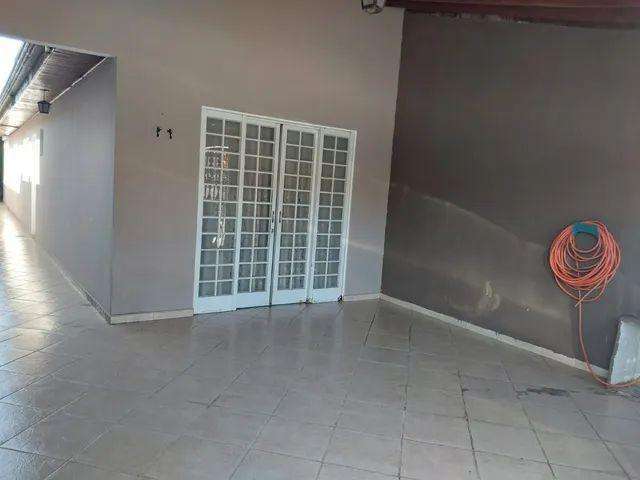 Casa para Venda em Sorocaba, Jardim Santa Marina, 2 dormitórios, 1 banheiro, 2 vagas