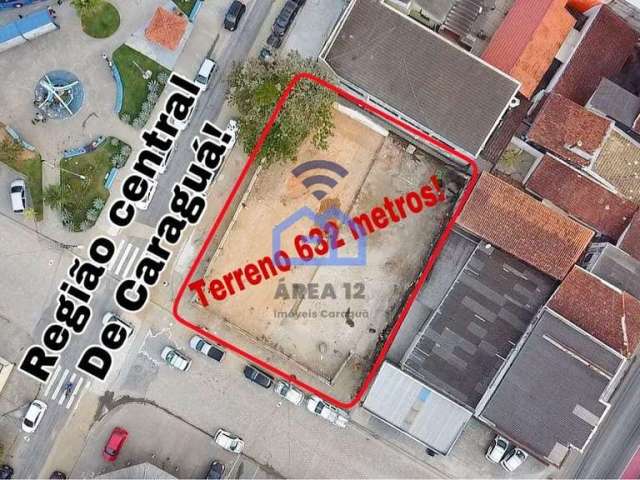 Terreno à venda na região central de Caraguá com 632m², excelente localização, proximidades com tod