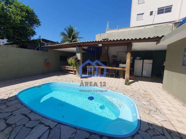 Casa com piscina para locação no bairro Martim de Sá em Caraguatatuba, SP - Venha viver com confort