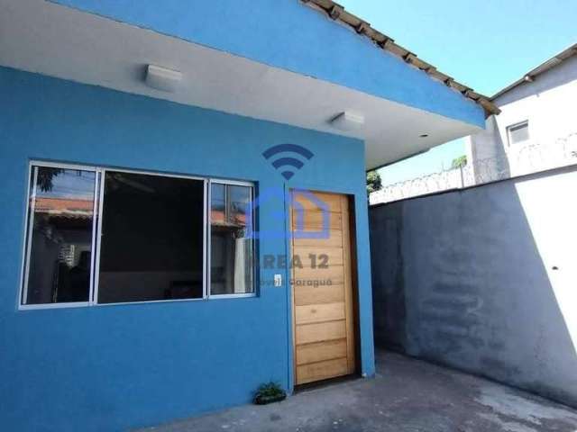 Casa à venda no bairro do Jaraguá - dois dormitórios, sendo uma suíte, um banheiro social, sala int