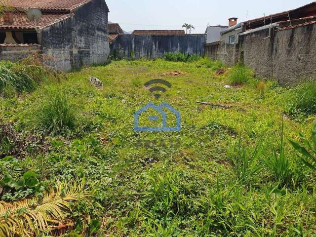 Terreno à venda no bairro do Massaguaçu em Caraguatatuba, SP - Terreno de 300m², já aterrado - Próx