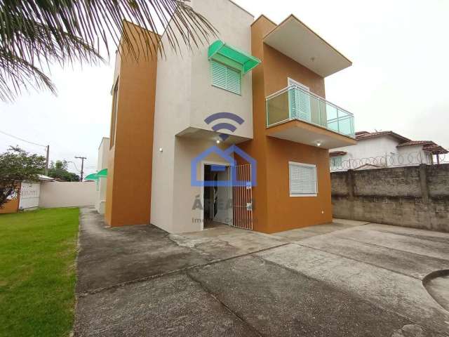 Sobrado espaçoso para locação no bairro Pontal de Santa Marina em Caraguatatuba, SP - Venha viver c