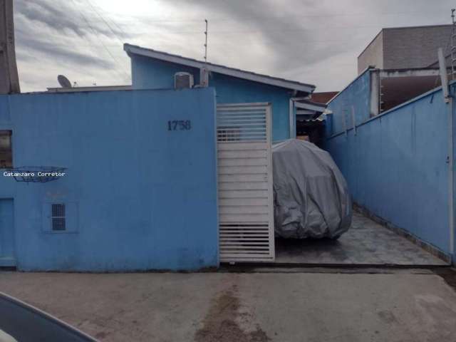 Casa para Venda em Caraguatatuba, Balneário dos Golfinhos, 2 dormitórios, 1 suíte, 2 banheiros, 2 vagas