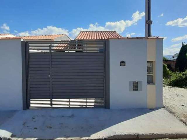 Casa para Venda em Caraguatatuba, Morro do Algodão, 2 dormitórios, 1 suíte, 2 banheiros, 2 vagas