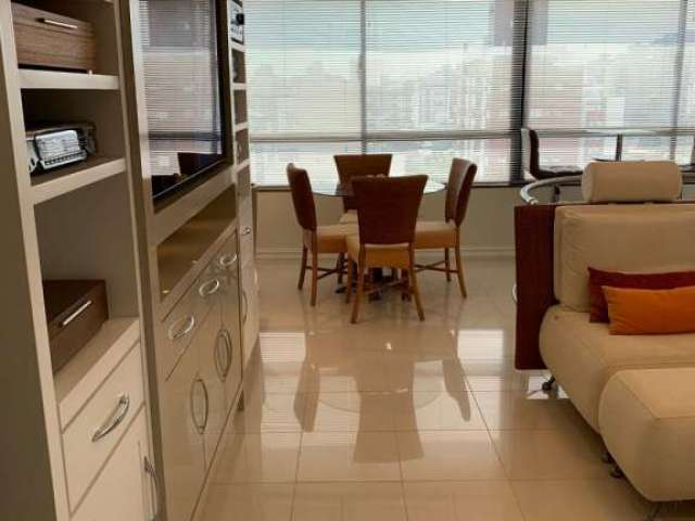 Apartamento à venda no bairro Centro - Florianópolis/SC