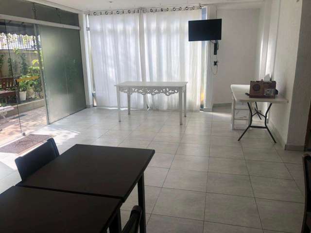 Apartamento com 3 quartos à venda na Rua Jaboticabal, --, Vila Bertioga, São Paulo por R$ 1.395.000