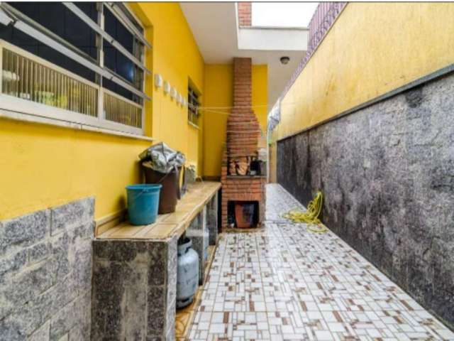 Casa com 3 quartos para alugar na Rua Mourato Coelho, --, Pinheiros, São Paulo por R$ 5.800