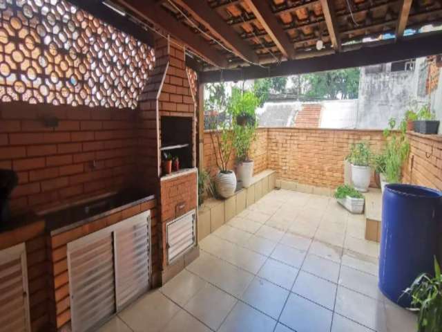 Casa com 2 quartos à venda na Rua Silveira da Mota, --, Cambuci, São Paulo por R$ 422.000