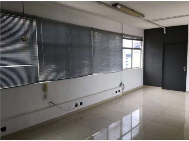 Sala comercial à venda na Rua Mourato Coelho, --, Pinheiros, São Paulo por R$ 450.000