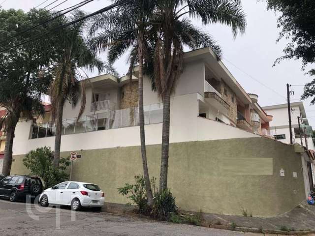 Casa em condomínio fechado com 4 quartos à venda na Rua Caetés, --, Vila Assunção, Santo André por R$ 1.100.000