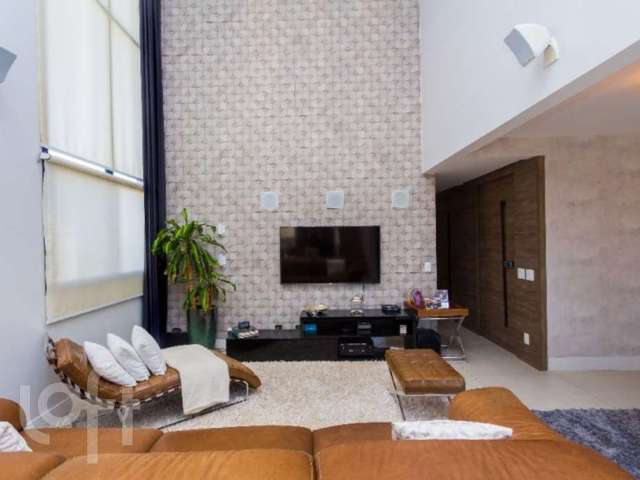 Apartamento com 3 quartos à venda na Rua Itapimirum, --, Vila Andrade, São Paulo por R$ 1.400.000