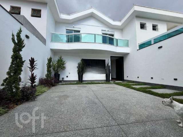 Casa com 4 quartos à venda na Professora Vera Lúcia Nogueira Lucas, --, Vila Rio de Janeiro, Guarulhos por R$ 1.599.000