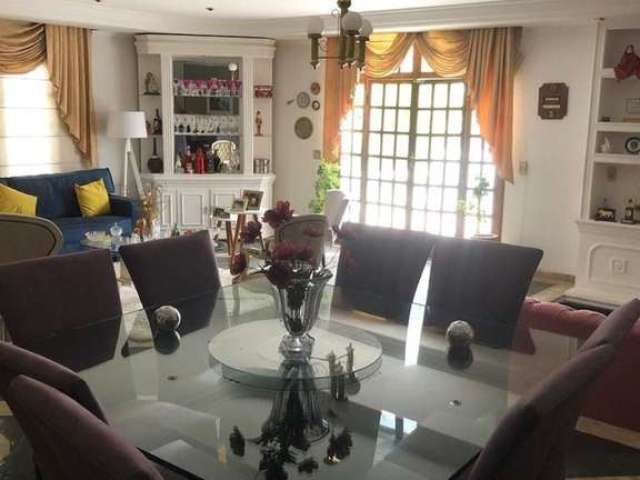 Casa com 3 quartos à venda na Leonardo Vallardi, --, Centro, Guarulhos por R$ 3.000.000