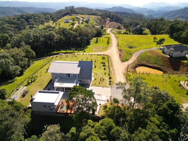 Casa de alto padrão em Rancho Queimado SC