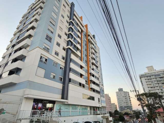 Apartamento mobiliado 03 dormitórios  em Barreiros- São Jose.