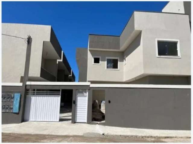 Casa em condomínio fechado com 3 quartos à venda na Rua Milena Ramone Alencar Ramos, Ipitanga, Lauro de Freitas, 130 m2 por R$ 430.000