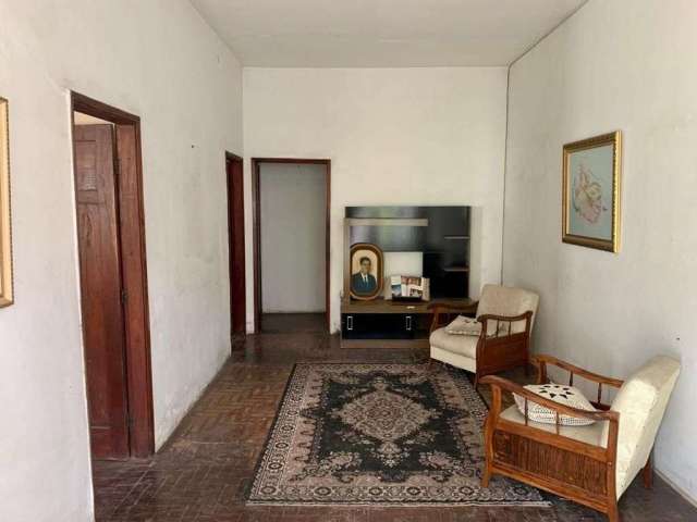 Casa com 3 quartos  em  localização privilegiada a venda  por R$ 980.000 - Sessenta - Volta Redonda/RJ