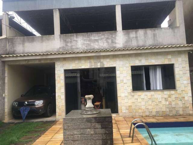 Casa com 2 dormitórios à venda, 150 m² por R$ 700.000 - São Luís - Volta Redonda/RJ