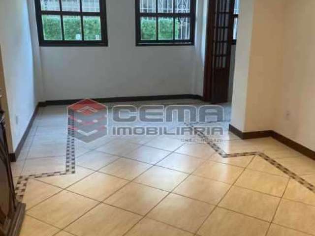 Apartamento com 3 quartos à venda na Rua Pires de Almeida, Laranjeiras, Rio de Janeiro, 113 m2 por R$ 880.000