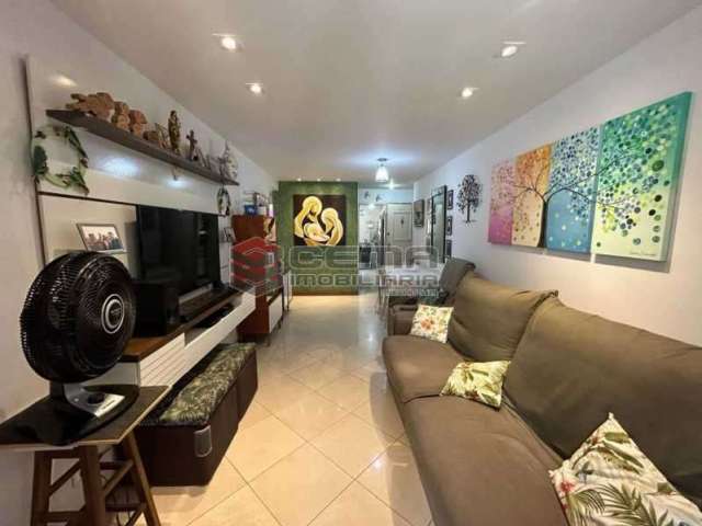 Apartamento com 2 quartos à venda na Rua Marquês de Abrantes, Flamengo, Rio de Janeiro, 71 m2 por R$ 1.050.000